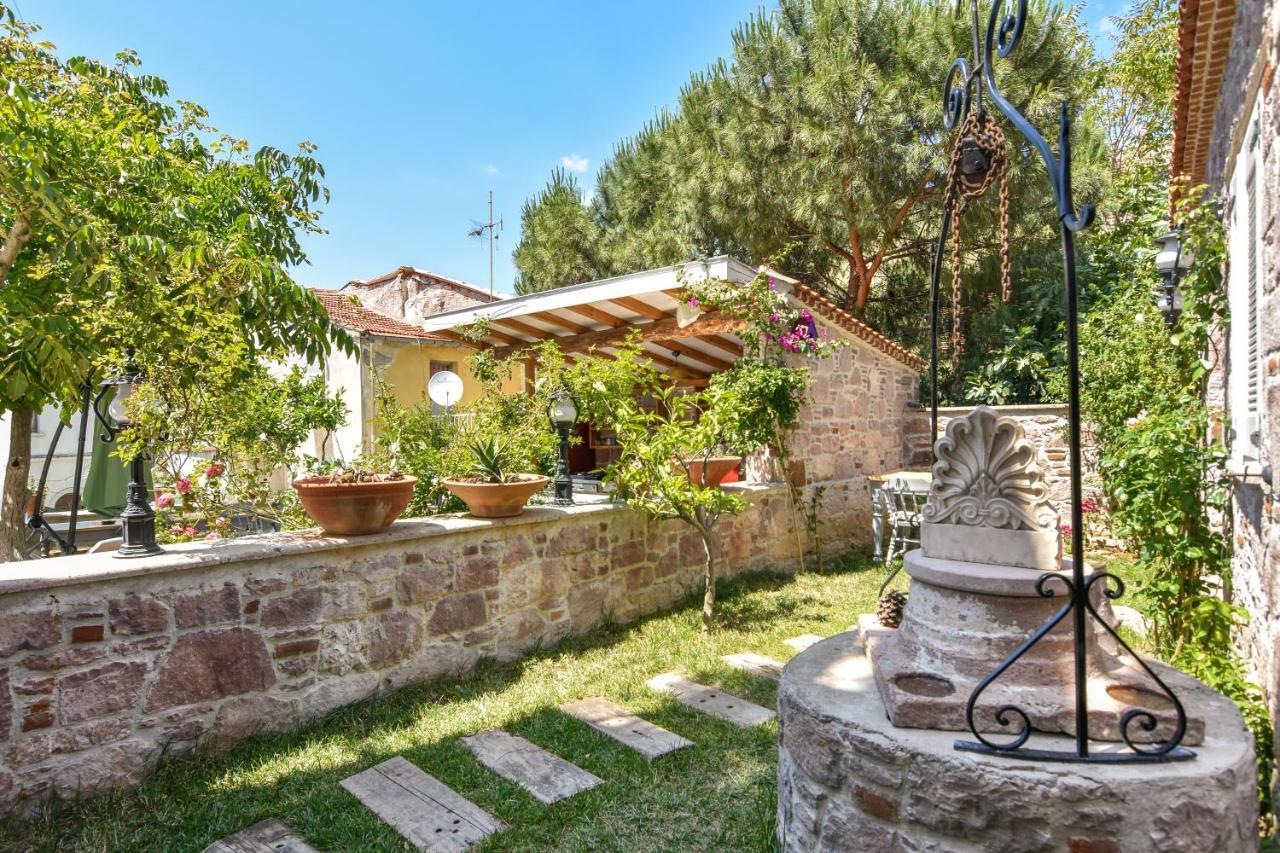 Lunaria Guest House Ayvalı エクステリア 写真