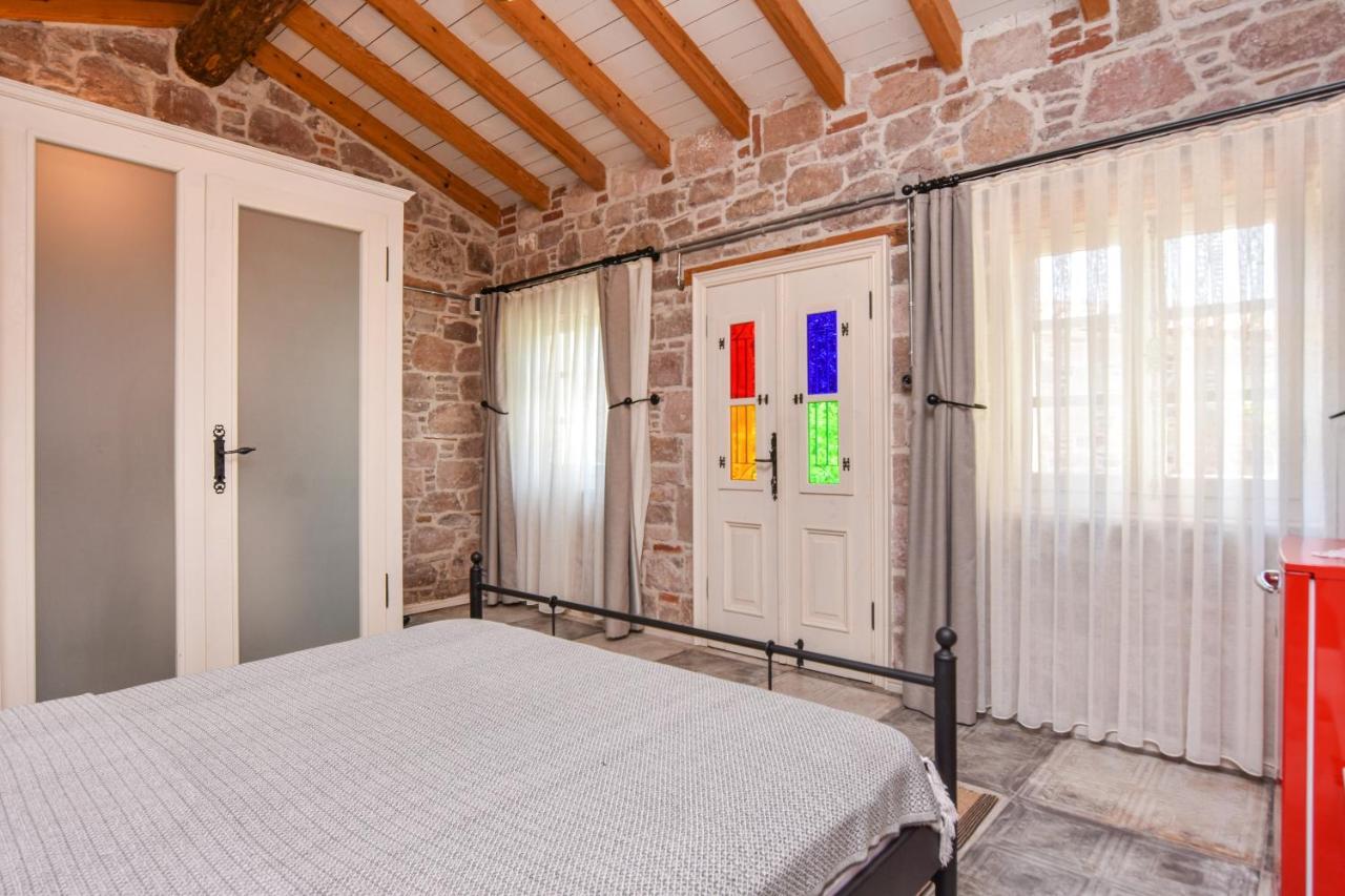 Lunaria Guest House Ayvalı エクステリア 写真