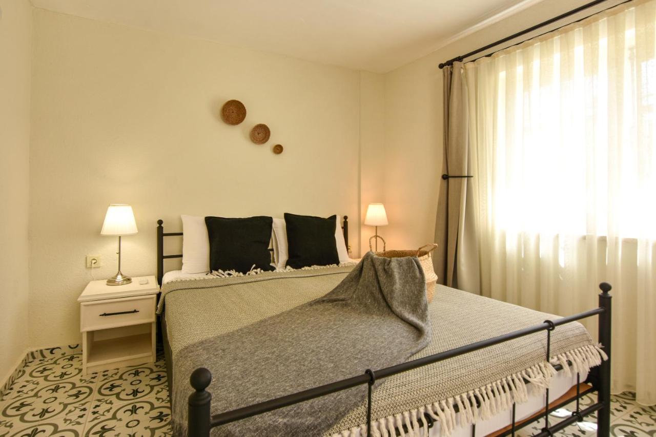 Lunaria Guest House Ayvalı エクステリア 写真