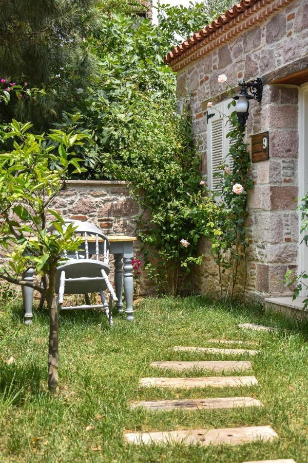 Lunaria Guest House Ayvalı エクステリア 写真