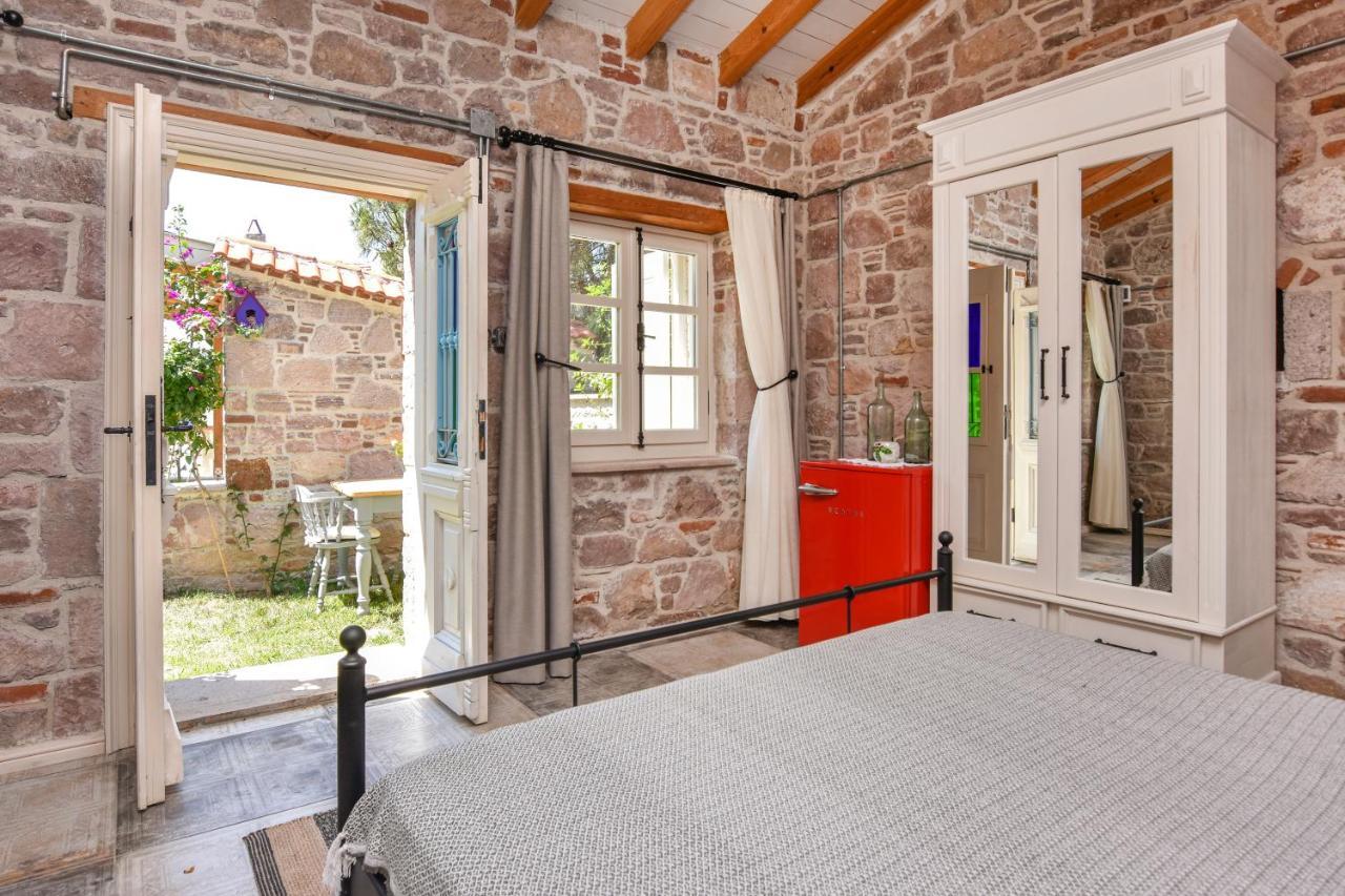 Lunaria Guest House Ayvalı エクステリア 写真
