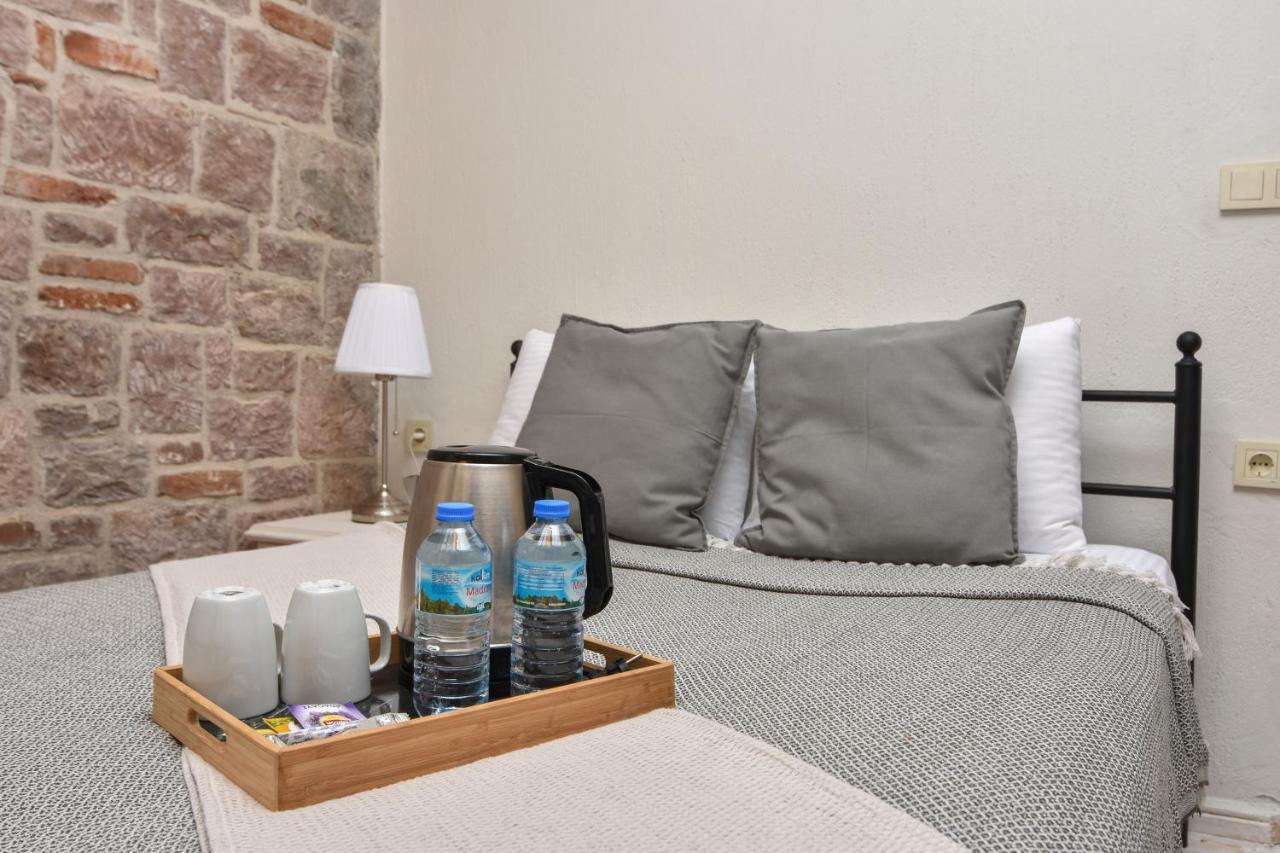 Lunaria Guest House Ayvalı エクステリア 写真