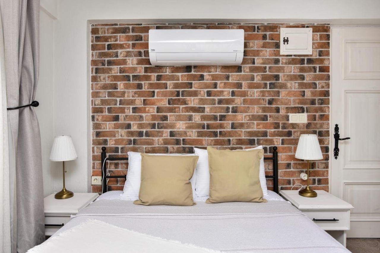 Lunaria Guest House Ayvalı エクステリア 写真