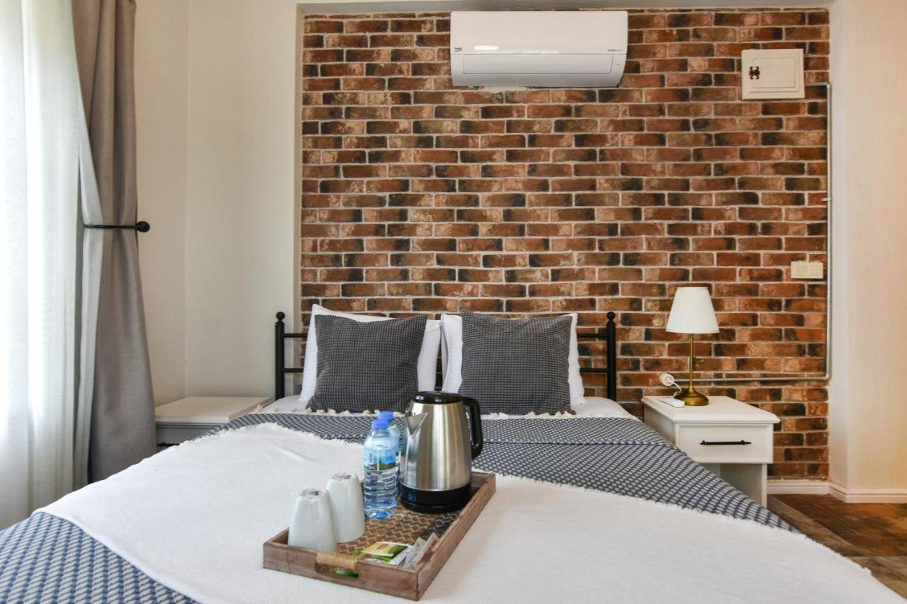 Lunaria Guest House Ayvalı エクステリア 写真