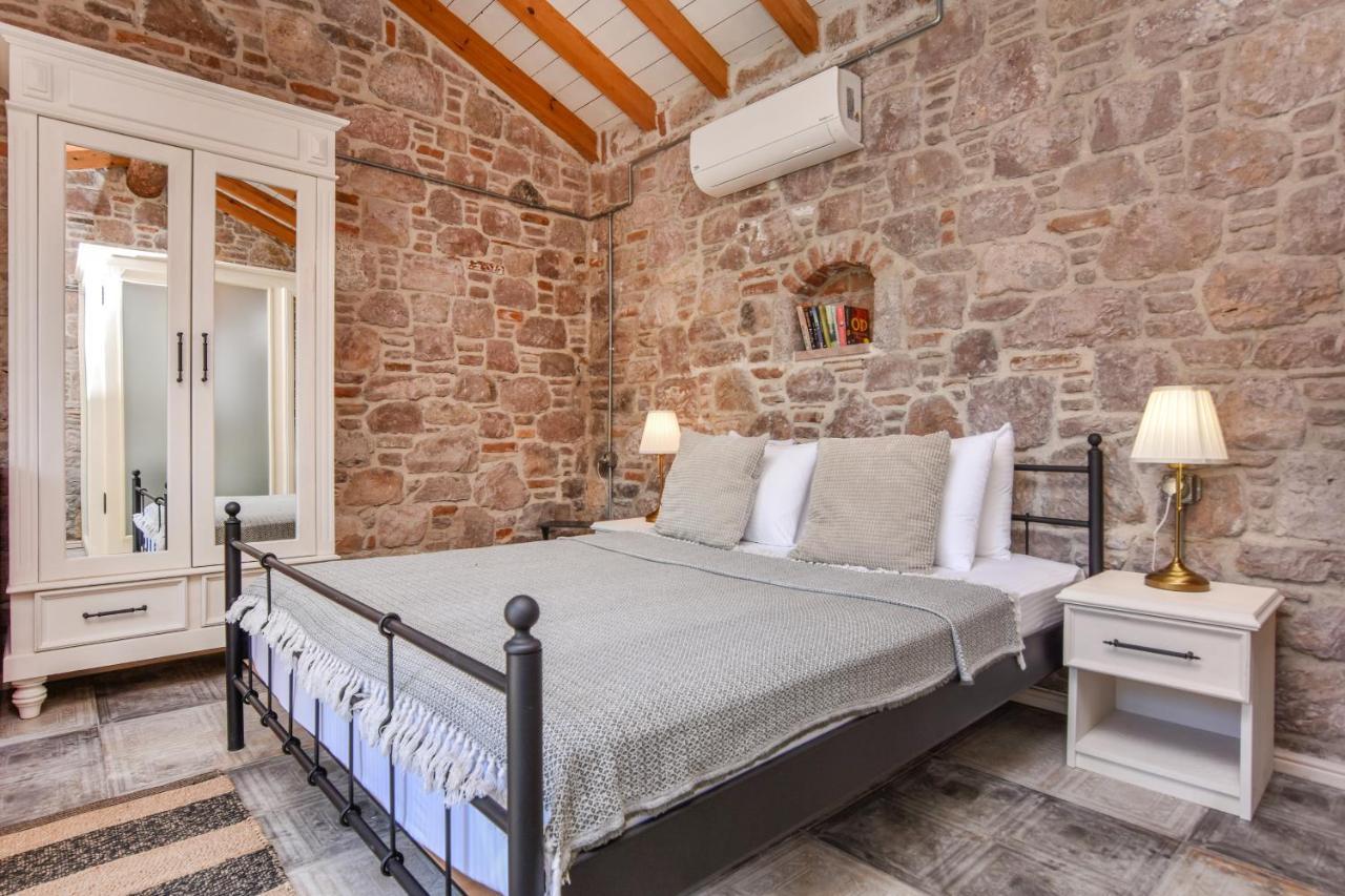 Lunaria Guest House Ayvalı エクステリア 写真
