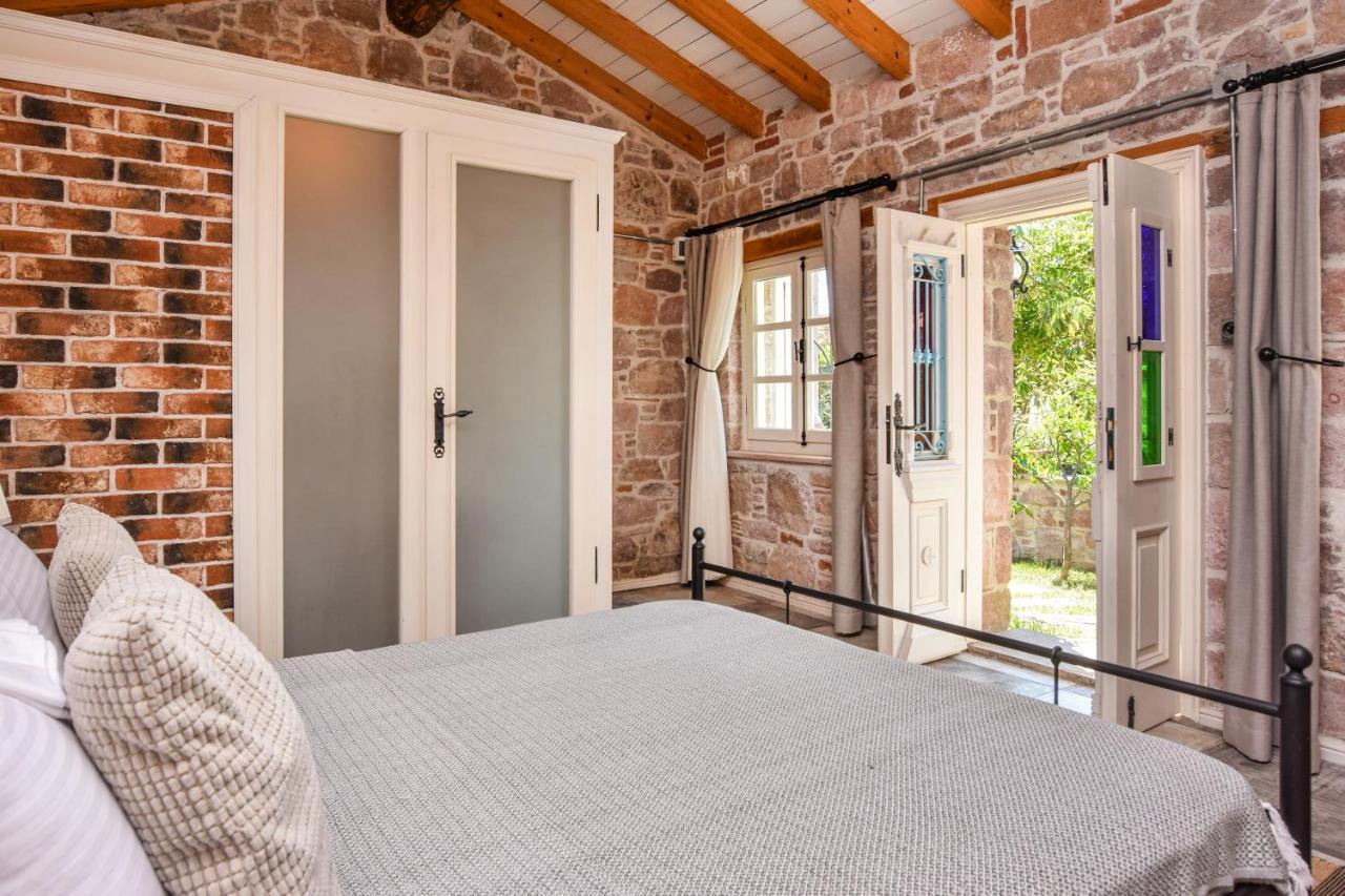 Lunaria Guest House Ayvalı エクステリア 写真